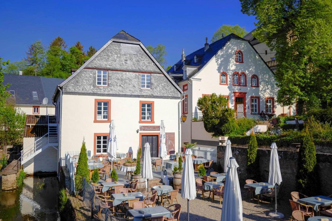 Hotel Klostermühle Siebenborn Maring-Noviand Exterior foto